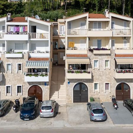 Apartments Klement Брела Экстерьер фото