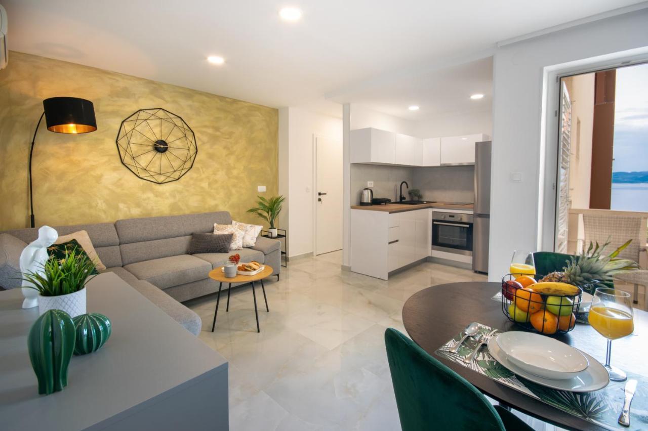 Apartments Klement Брела Экстерьер фото