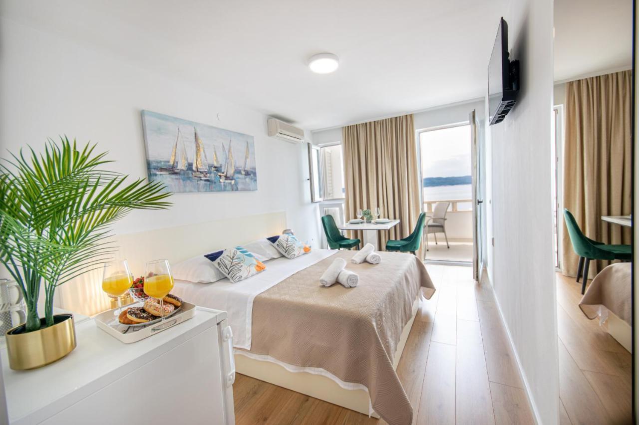 Apartments Klement Брела Экстерьер фото