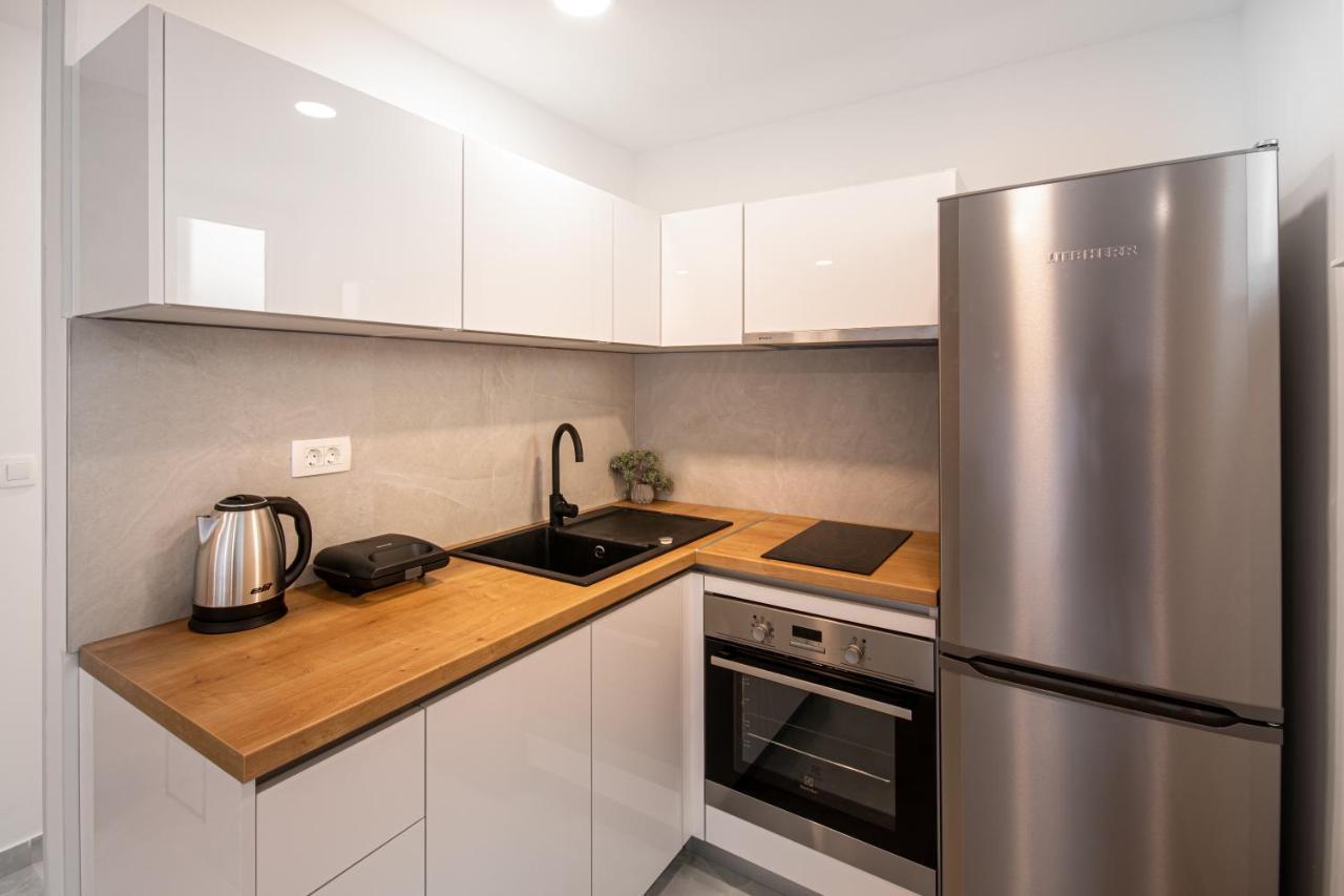 Apartments Klement Брела Экстерьер фото