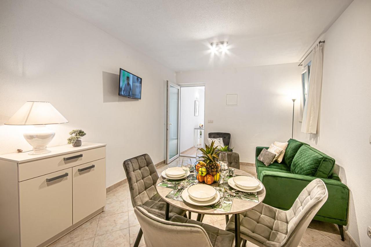 Apartments Klement Брела Экстерьер фото