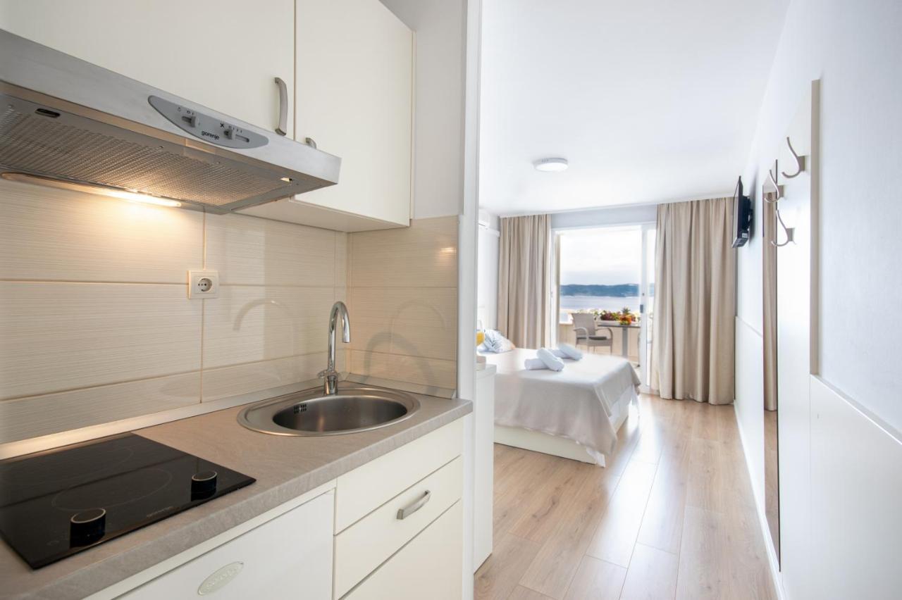 Apartments Klement Брела Экстерьер фото