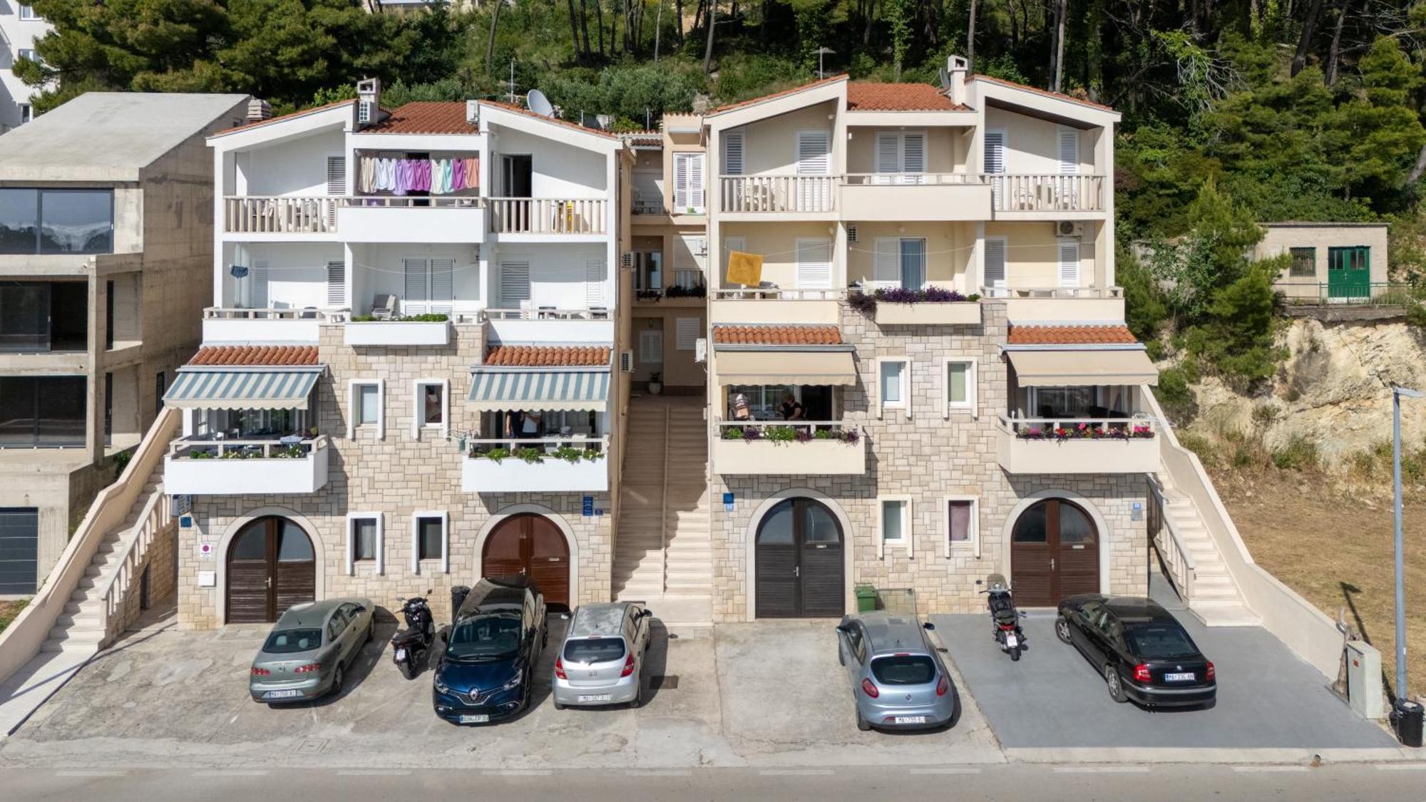 Apartments Klement Брела Экстерьер фото
